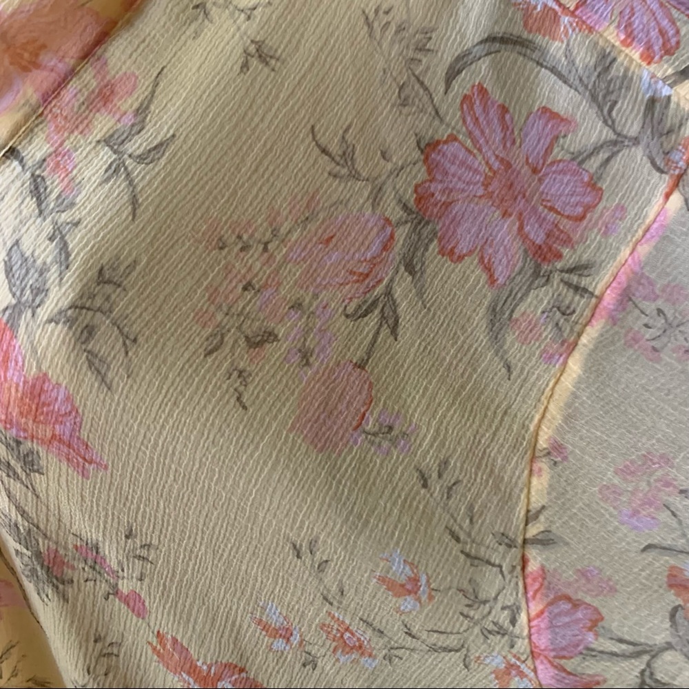 American Eagle Floral Print Over Size Kimono - Picture 3 of 10